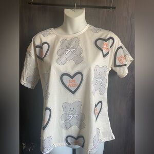 Ina Cream Tee with Gray Teddy & Heart Prints